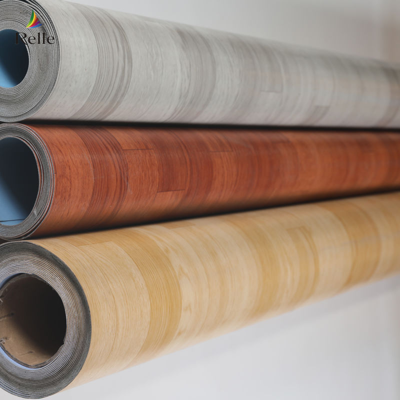 Design de sistema de piso de vinil personalizado para lobby e quartos do hotel Especificações de espessura 1,8 mm-3,0 mm