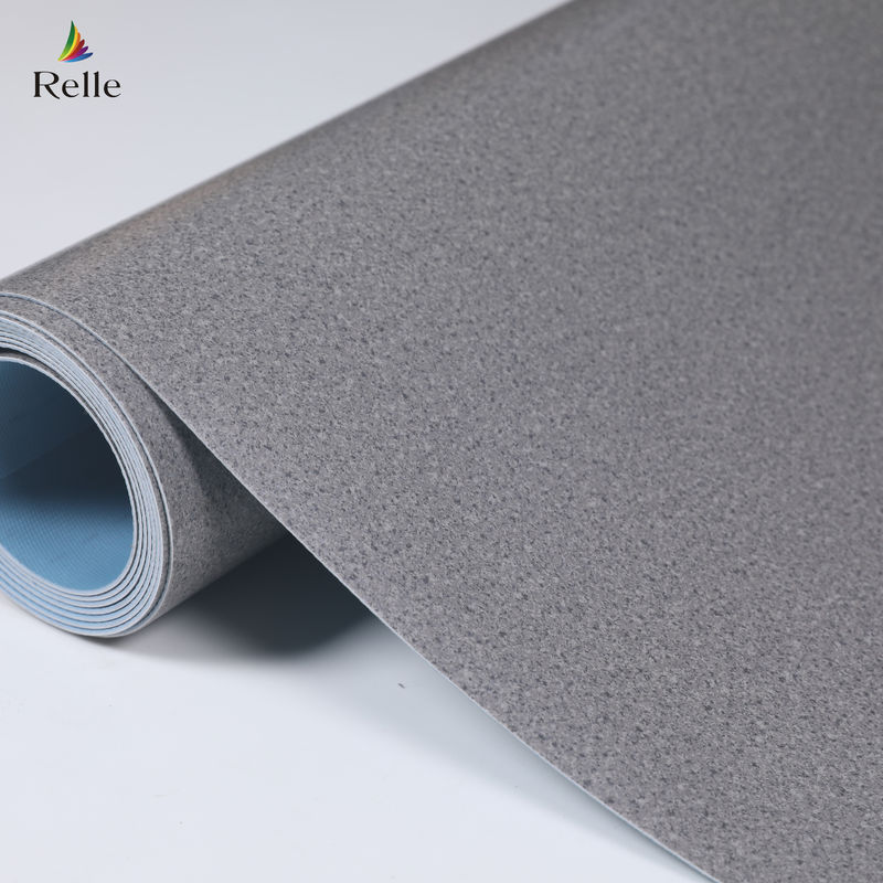Rolo de piso de vinil de PVC resistente ao desgaste para escritórios internos com resistência ao desgaste e grau T