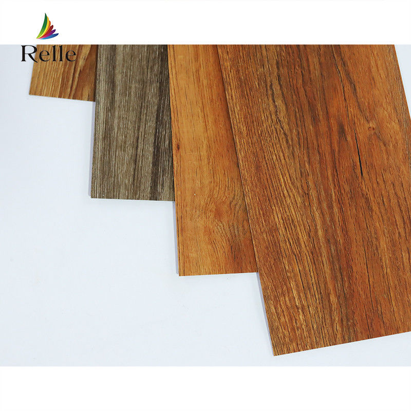 Revestimento UV LVT Pavimento de Parquet CE SGS Pavimento de madeira de plástico look de vinil