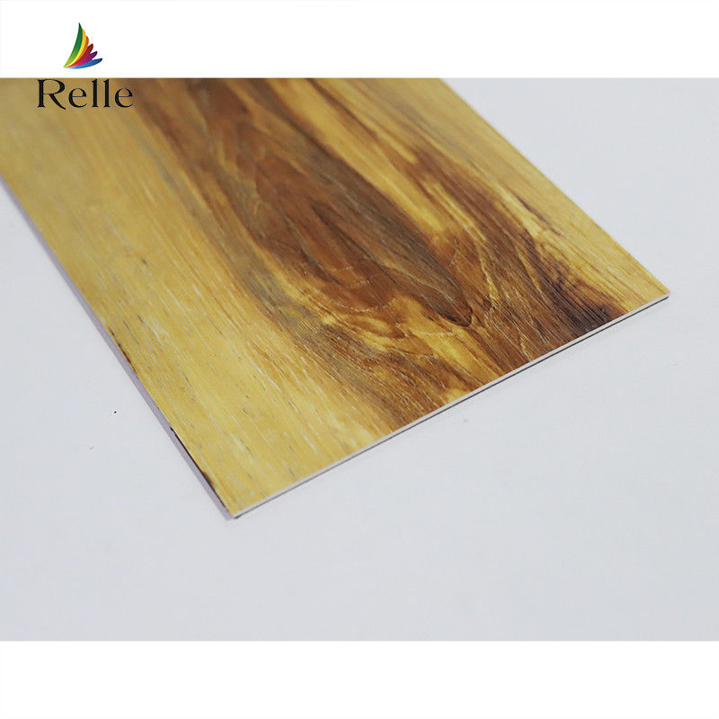 Revestimento UV LVT Pavimento de Parquet CE SGS Pavimento de madeira de plástico look de vinil