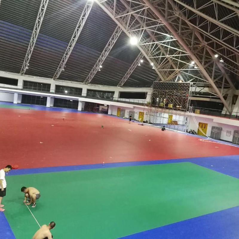 Instalação de cola para baixo Relle PVC 6mm Indoor Badminton Tapete Flooring Roll para Esporte